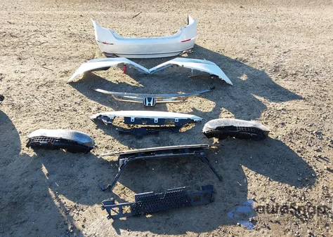 2019 Honda Accord Sport 2.0T z USA, uszkodzony, nr VIN 1HGCV2F38KA005537